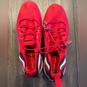 Tommy Hilfiger sneakers- like new